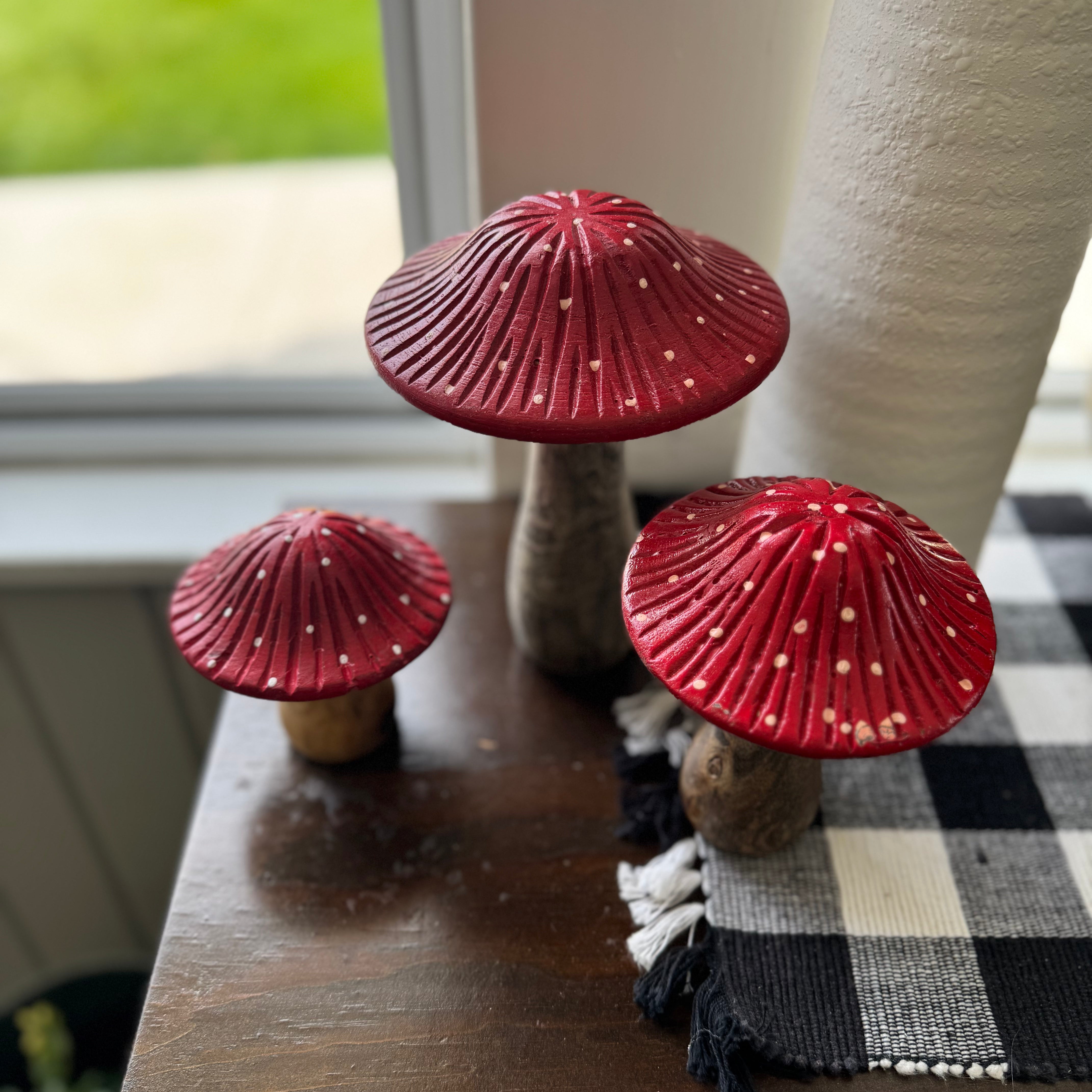 Mango Wood Mushrooms | Set of 3