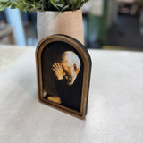 Arch Top Praying Man Framed Art : 6x8"