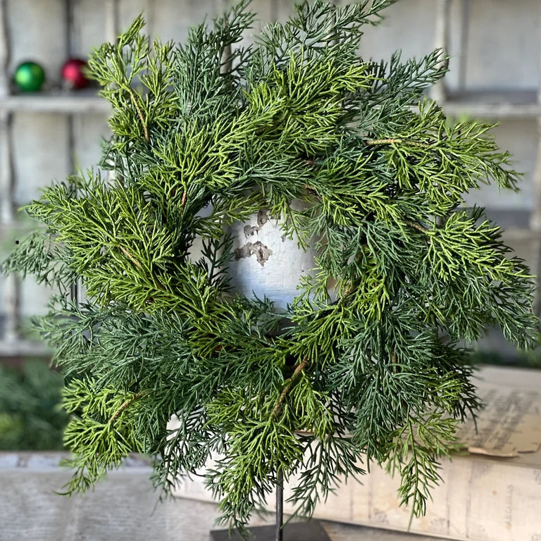 Verdant Cedar Candle Ring